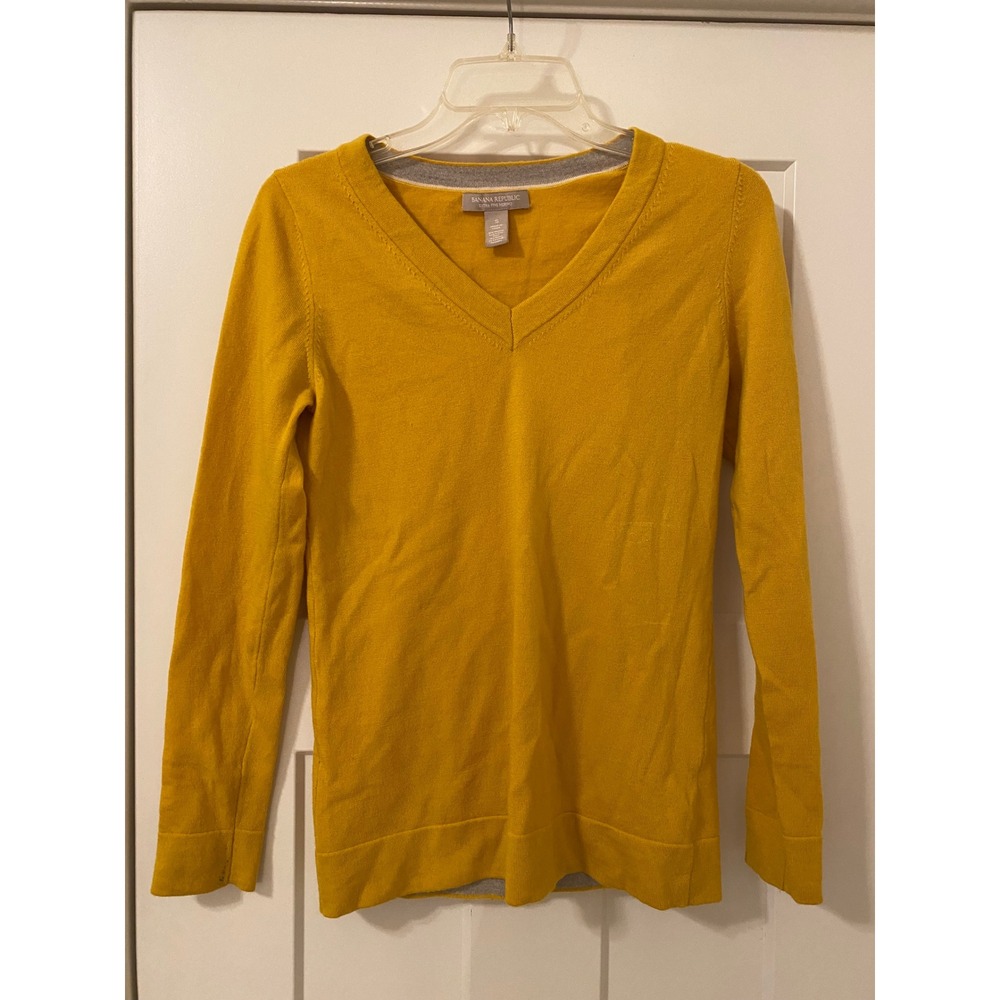 Banana Republic Extra Fine Merino Wool V-Neck Sweater Mustard Yellow Small